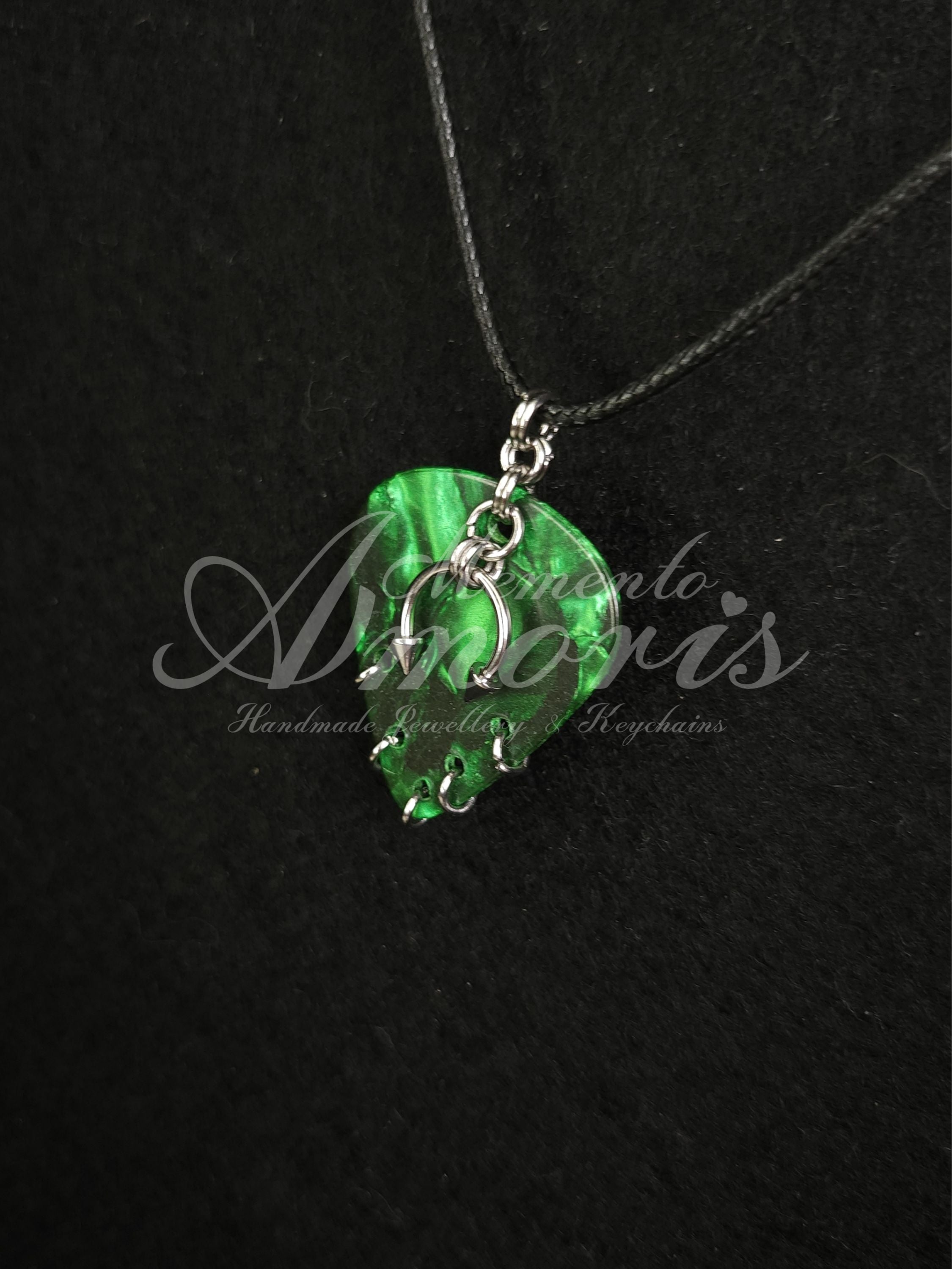 Plectrum Necklace 'Pierced x5' in green, silver