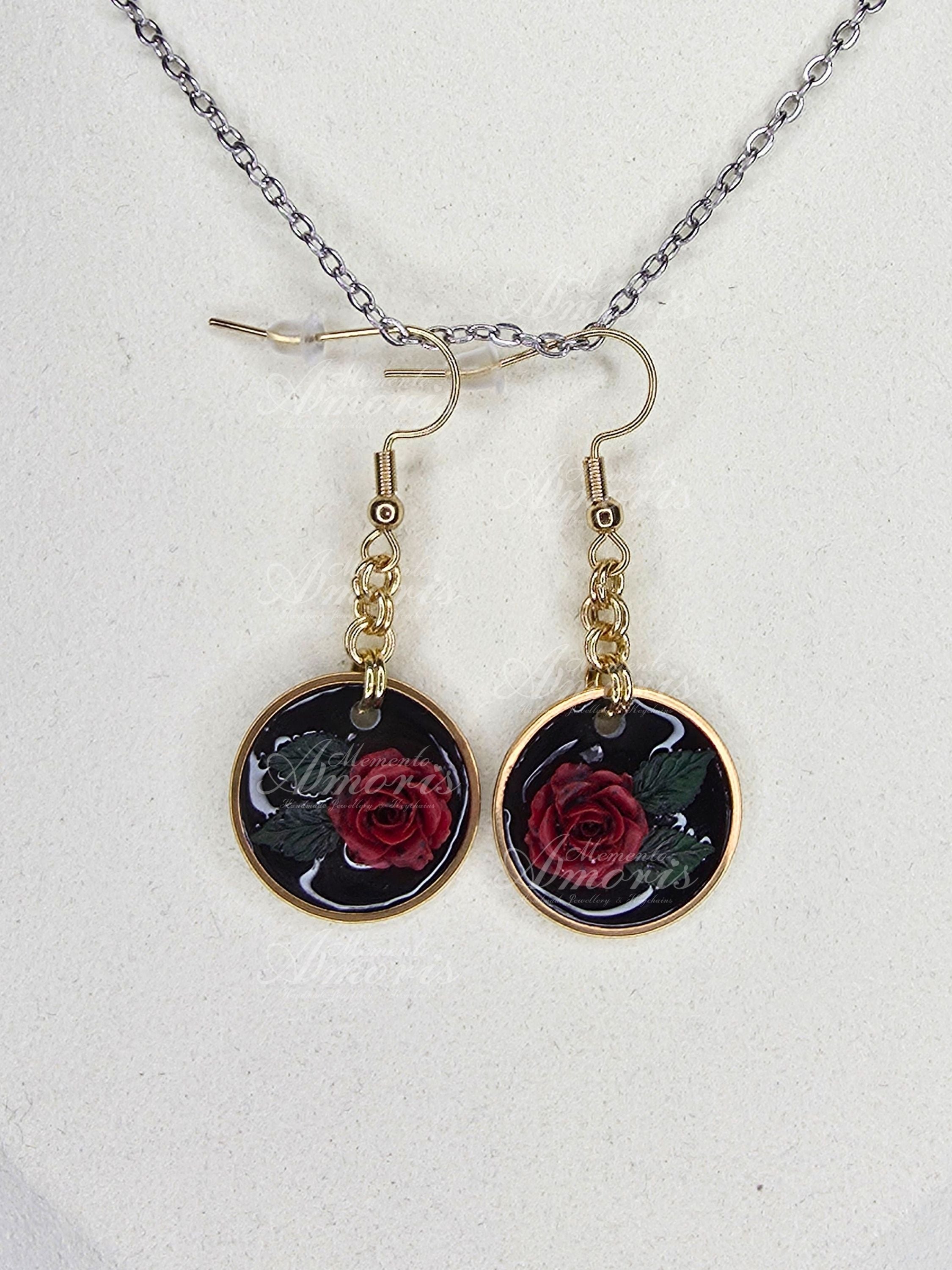 Last Rose Earrings in gold