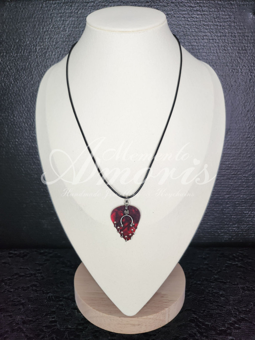 Plectrum Necklace 'Pierced x7' in red, silver