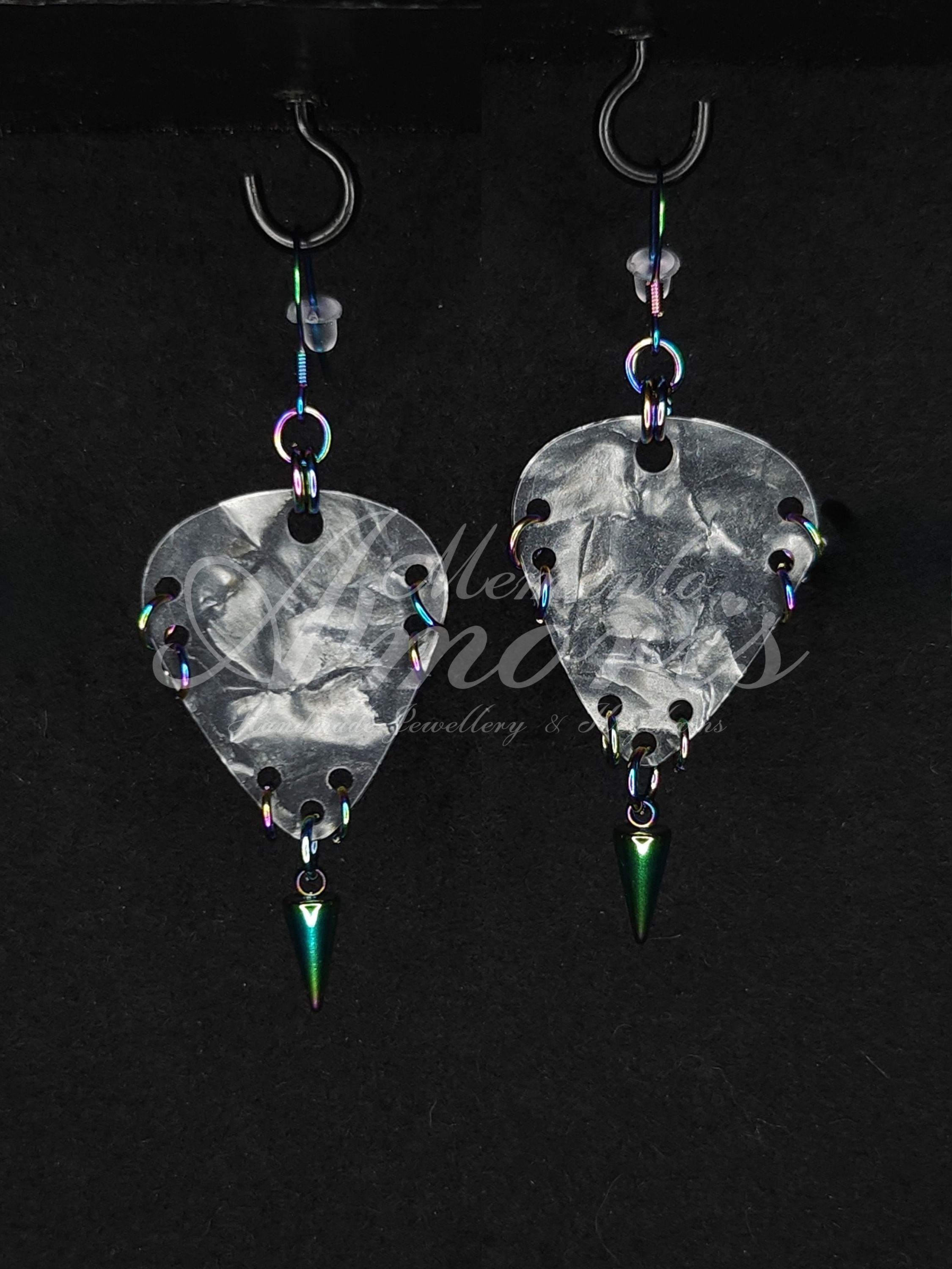 Plectrum Earrings 'Spiked' in grey, rainbow