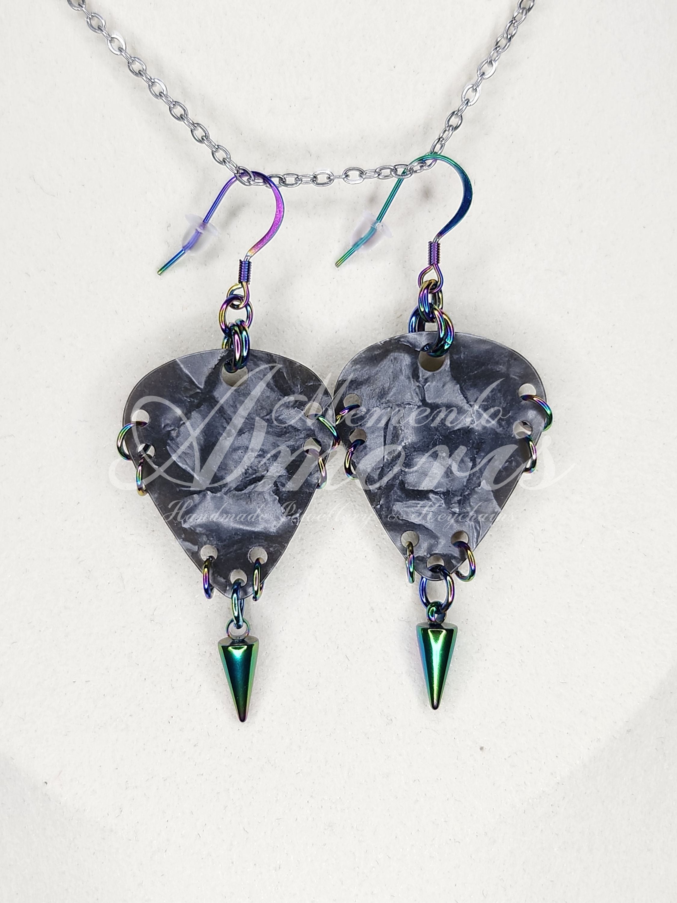 Plectrum Earrings 'Spiked' in grey, rainbow