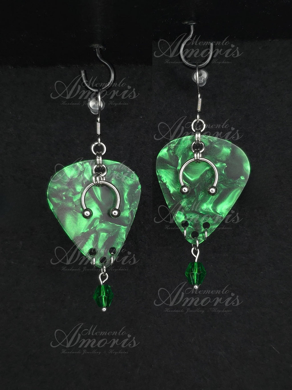 Plectrum Earrings 'Enchanted' in green, silver