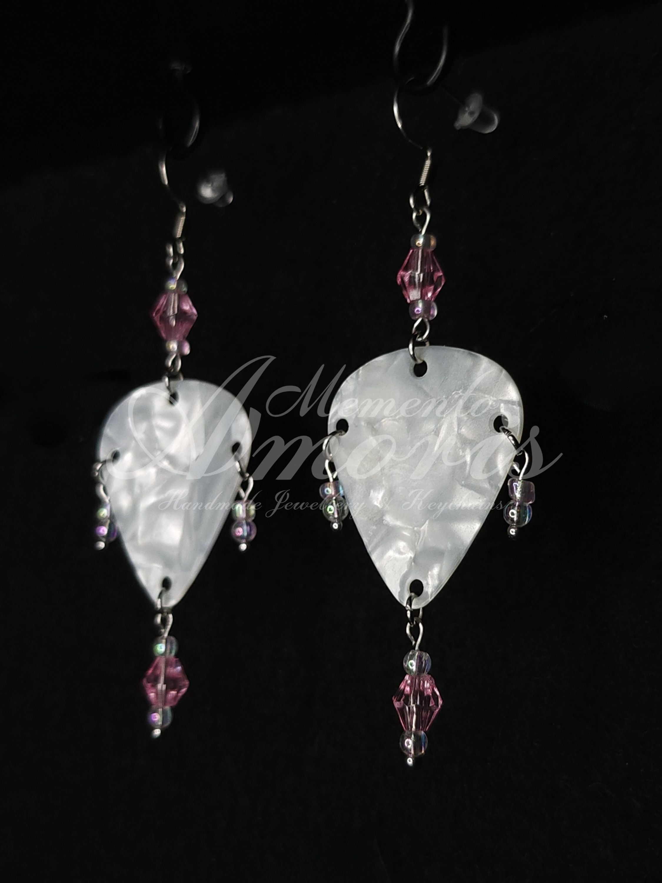 Plectrum Earrings 'Coquette' in white, silver