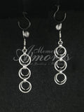 Elegant Rings Earrings in silver, black