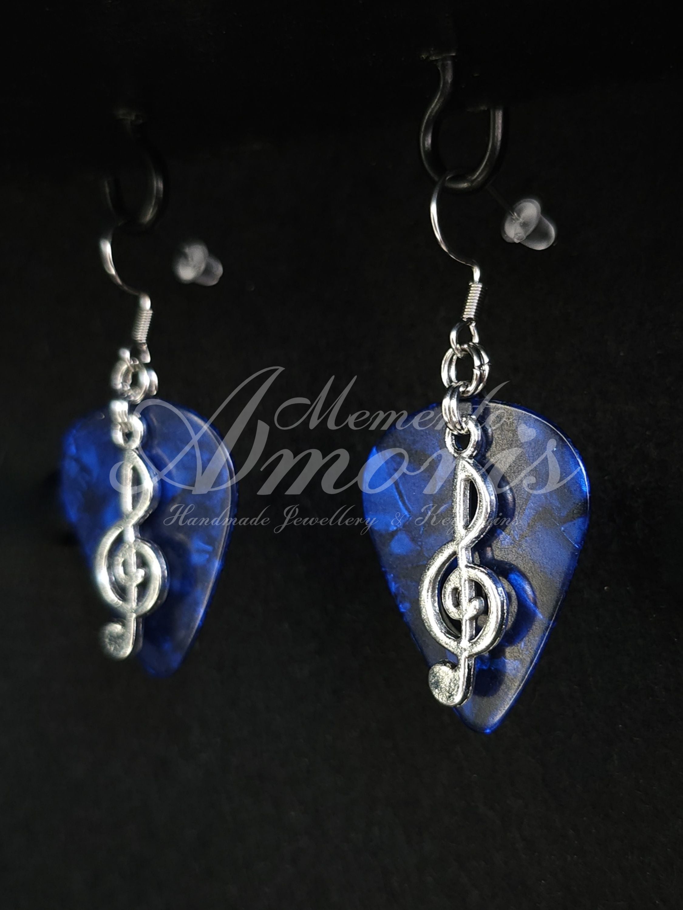 Plectrum Earrings 'Music Clef' in dark blue, silver