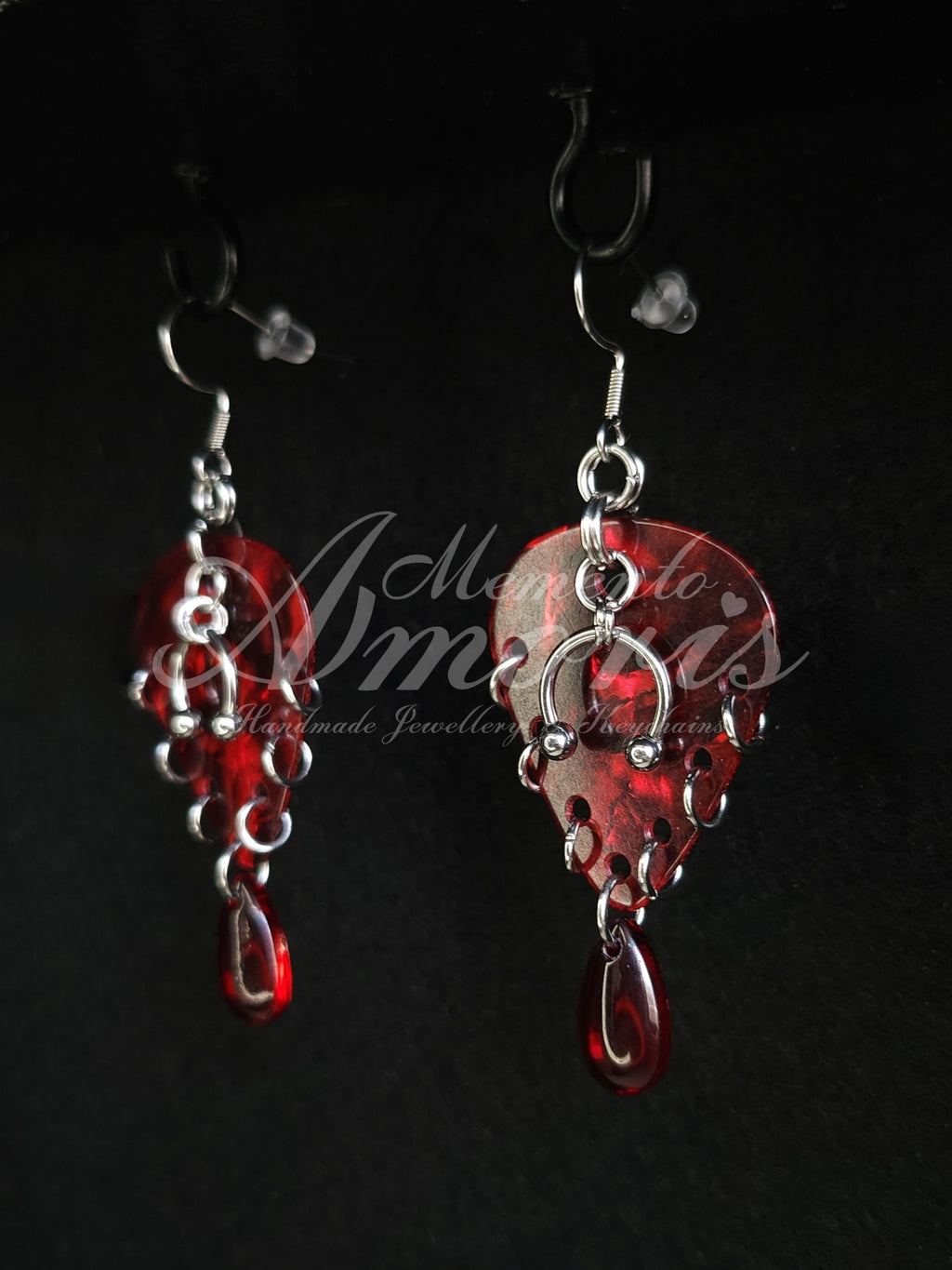Plectrum Earrings 'Pierced drip' in red, silver
