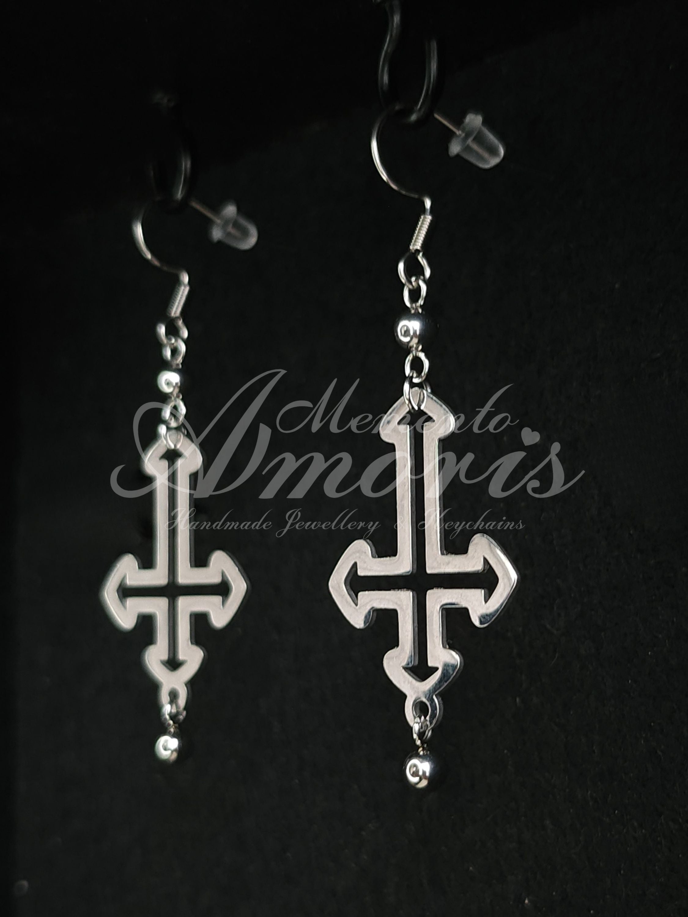 Crux Inversa Earrings in silver